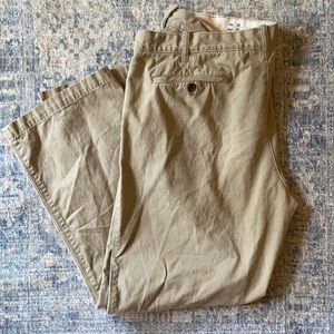 EUC Eddie Bauer Chinos